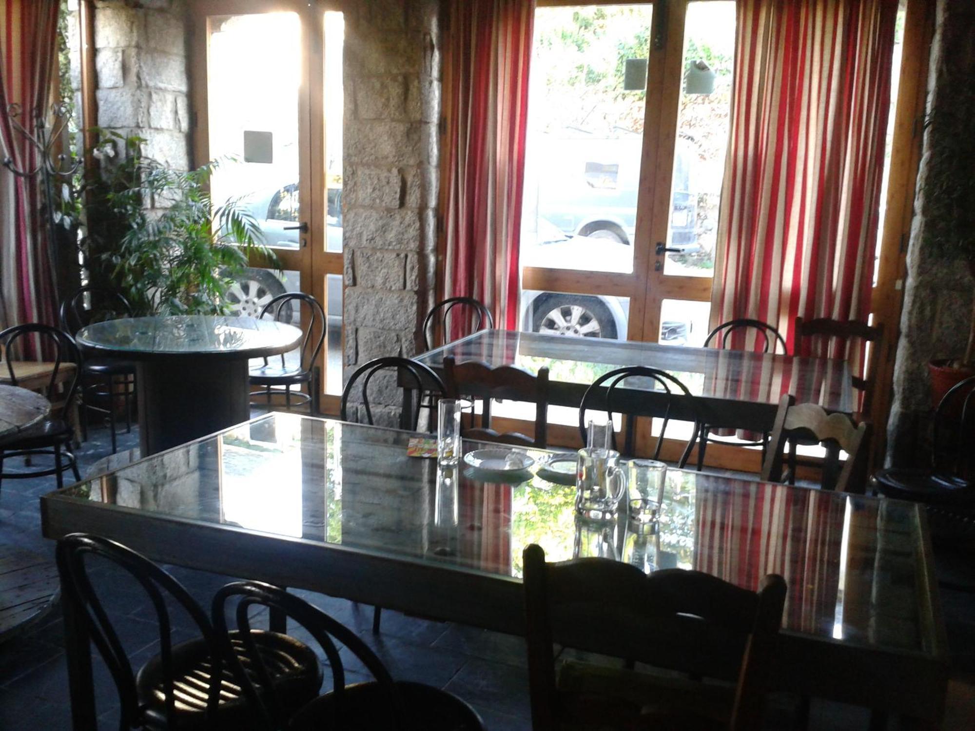 Hostal "Los Chanos El Ruso" Galende 외부 사진